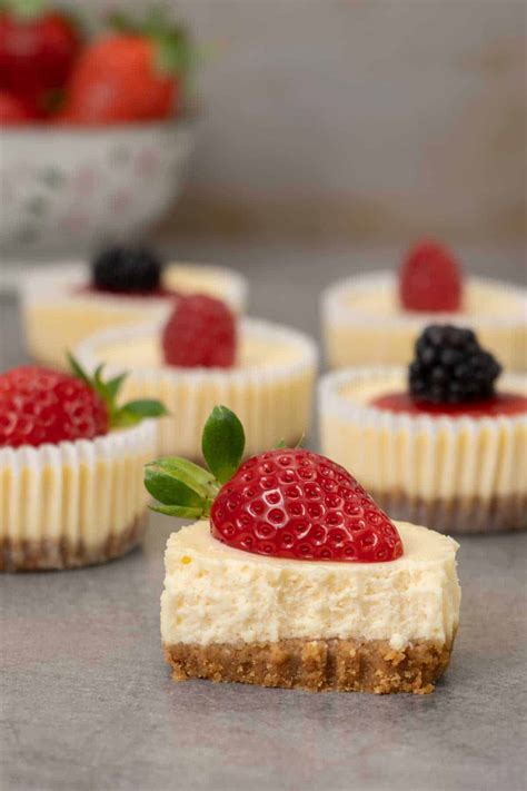 Easy Mini Cheesecakes El Mundo Eats