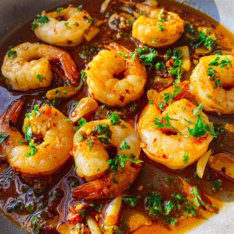 Spanish Garlic Shrimp (Gambas al Ajillo) - Farah J. Eats