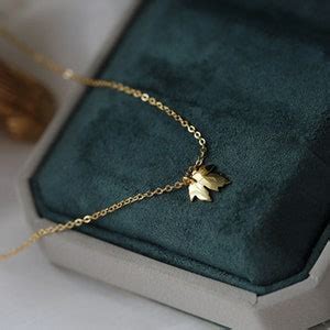 Gold Maple Leaf Necklace Maple Leaf Pendant Canadian Gifts - Etsy