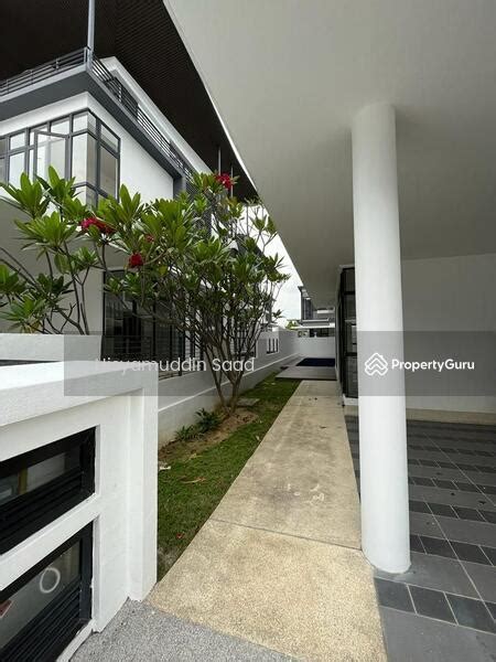 Augusta Precinct 12 Putrajaya Putrajaya 5 Bedrooms 3209 Sqft