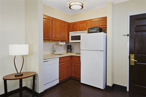 Meeting Rooms At Staybridge Suites Springfield South 4231 Schooner