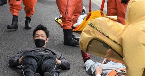 避難や救護 手順を確認 成田空港で200人 テロ対策訓練 ／千葉 毎日新聞