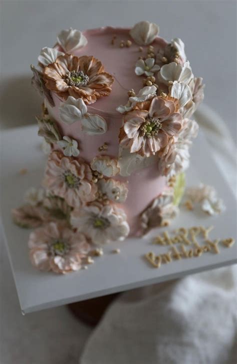 Cute Buttercream Flower Cake Ideas Soft Pink Buttercream Cake