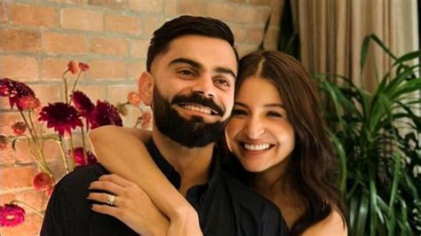 Virat Kohli And Anushka Sharmas Priceless Reactions Go Viral After Rcb