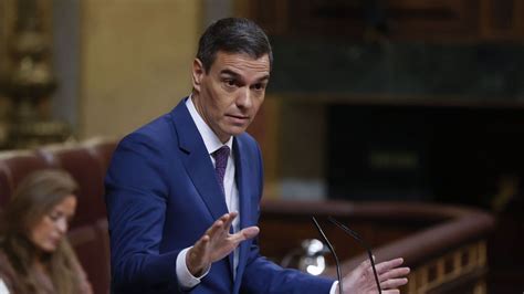 El socialista Pedro Sánchez es reelegido como presidente del gobierno