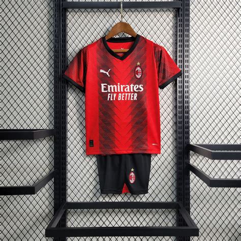 Kit Infantil AC Milan HOME a partir de 189 99 Frete Grátis