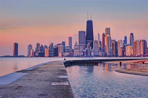 North Avenue Beach Pier Chicago Beach Chicago Photography Places To Go