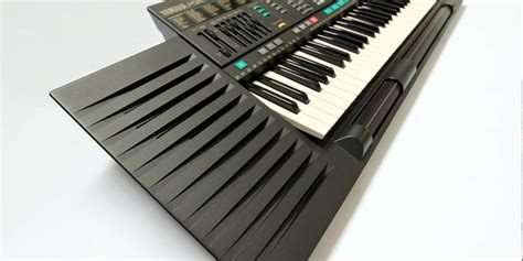 Yamaha PSR 4600 Portatone Keyboard 1990 Wolf Review