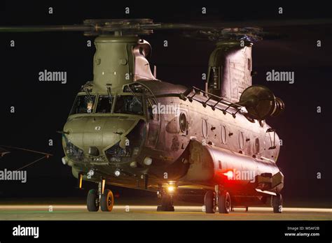 Boeing Vertol Ch 47 Chinook Helicopter Raf Odiham Stock Photo Alamy