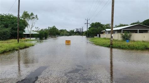 Record Flooding Hits Western Australia Bbc Newsround