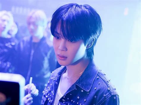 Bts Jimin First South Korean Solo Artist To Top Us Songs Chart