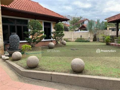 Puchong Bandar Kinrara Bk Nicely Renovated Bungalow House For Sale