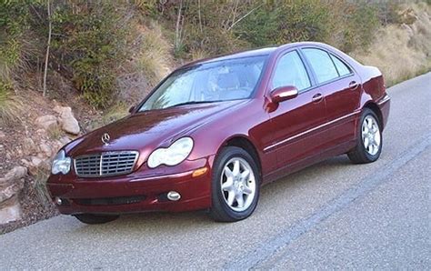 Used 2004 Mercedes Benz C Class Sedan Consumer Reviews 150 Car Reviews Edmunds