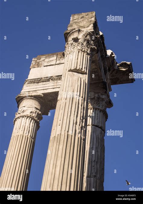 Temple d apollon sosianus rome Banque de photographies et dimages à