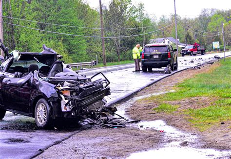 Two Injured In Nh Crash Local News