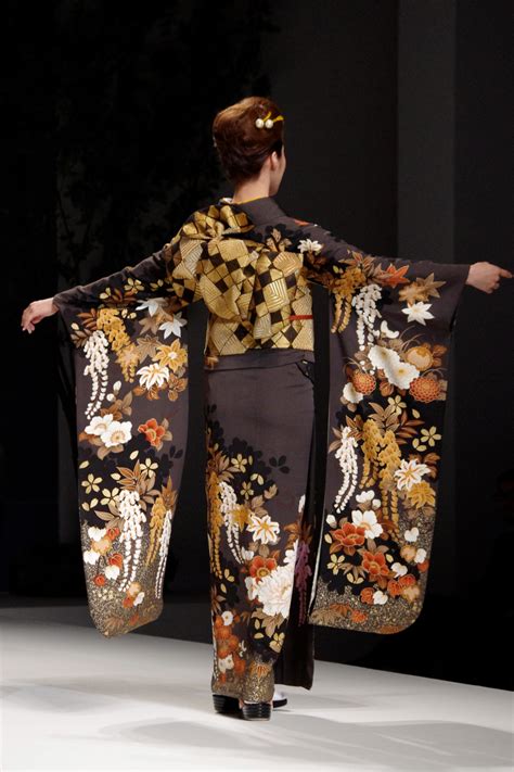 The Kimono Gallery