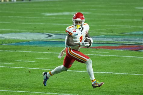 Chiefs To Re-Sign Running Back Jerick McKinnon, Per Report - Athlon Sports