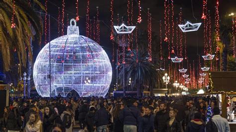 LUCES DE NAVIDAD EN BARCELONA Cuándo están encendidas las luces de