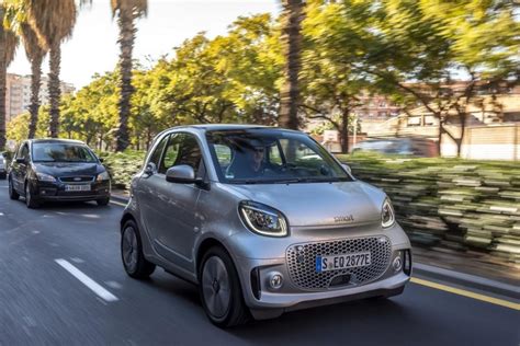 Nuova Smart Elettrica Autonomia E Prezzi Delle Nuove Fortwo E Forfour