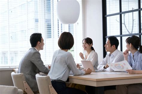 ロジックツリーを業務に活かす！作成方法や実践例などを解説