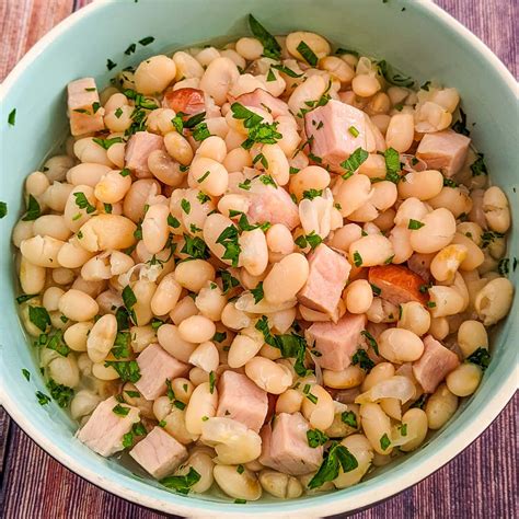 Old Fashioned Ham And Beans Stew Go Cook Yummy