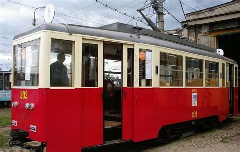 Cz Stochowa Zabytkowe Tramwaje Wyjad Na Ulice Miasta W Ten Spos B