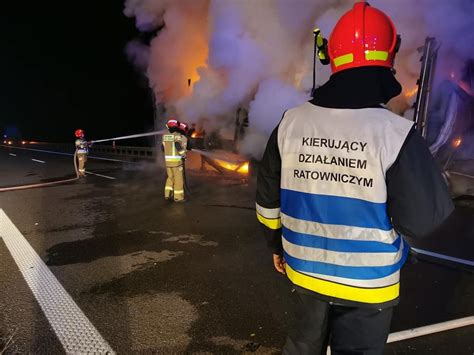 A Cut Nocny Po Ar Ci Ar Wki Na Autostradzie A Wiadomo Ci