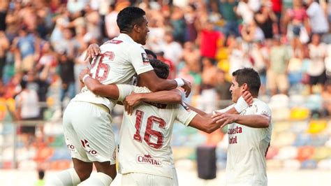 Universitario Vs Independiente Santa Fe ¿cómo Le Fue Al Equipo Peruano Como Local Ante