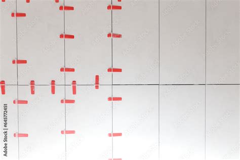 Flat Wall Plastic Tile Leveling System Process Of Installation Of