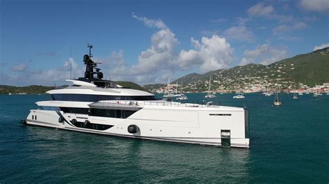 60m CRN Superyacht Comfortably Numb In The USVI