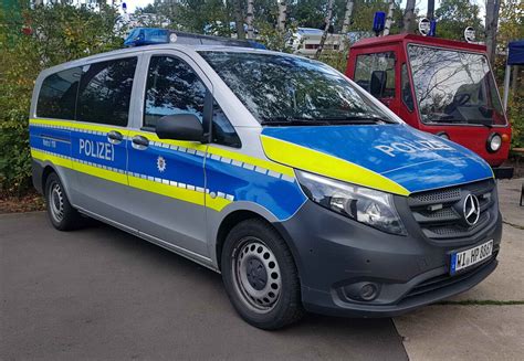 MB Vito Steht Im Polizei Oldtimer Museum Marburg Das Gezeigte