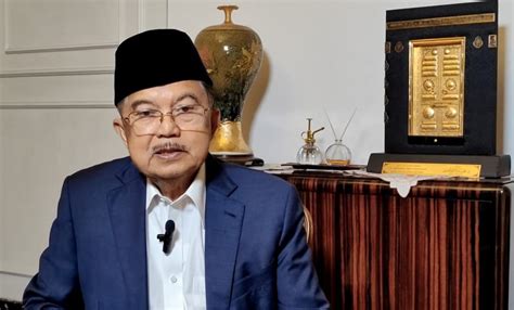 MUI Majelis Ulama Indonesia MUI Majelis Ulama Indonesia