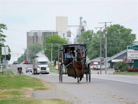 17 Best Road Trips from Chicago to Experience the Midwest