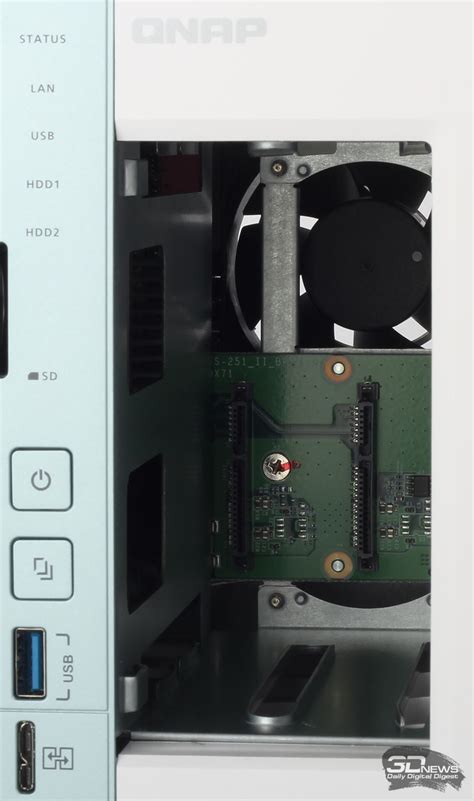 Обзор QNAP D2 Pro: свежий взгляд на домашний NAS / Накопители