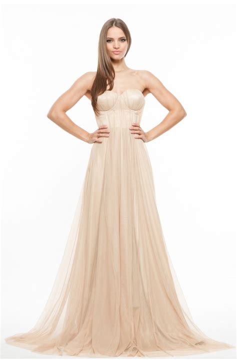 Rochie Seara Din Tull Nude Cu Fronseuri Si Corset