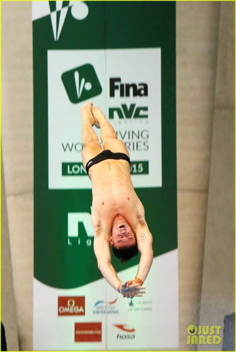 Tom Daley Shows Off Ripped Body After Winning Gold Medal Photo