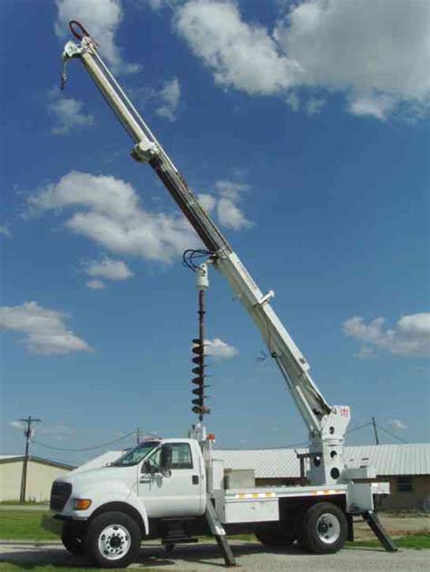 Ford F 750 2000 Bucket Boom Trucks