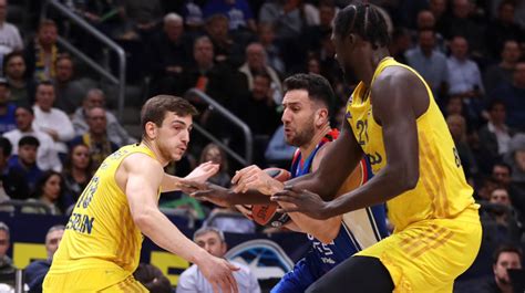 Anadolu Efes Almanya Da Alba Berlin E Kaybetti