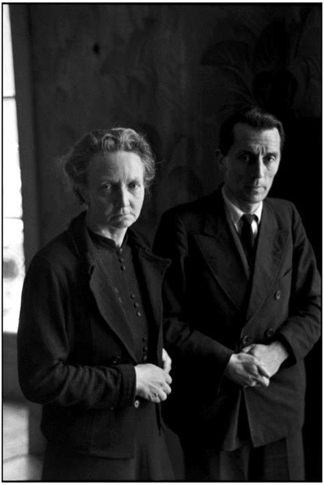 Irène Curie et Frédéric Joliot à propos dun portrait réalisé par