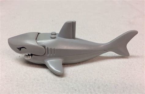 Original LEGO GREAT WHITE SHARK 5" - SOME NICKS - Free Shipping ...