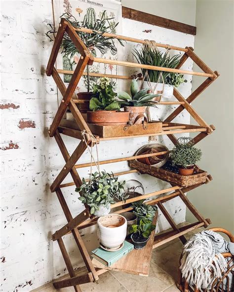 16 Diy Plant Stand Ideas For Your Houseplants Plant Decor Indoor House