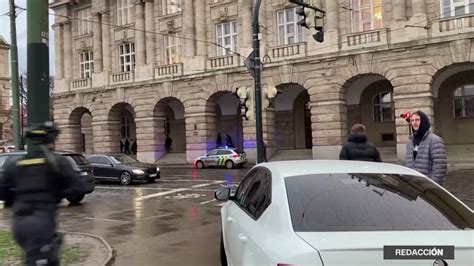 Un Tiroteo En Universidad De Praga Deja Al Menos 15 Muertos Y 25