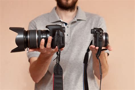 DSLR Vs Mirrorless Camera Which Is Better For A Beginner Croma Unboxed