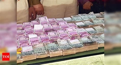 Seized 20 Lakh In New Currency Notes Seized Jaipur News Times Of India