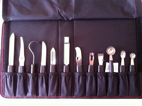 12 Piece Professional Garnishing Tool Set £5800 This Set Contains