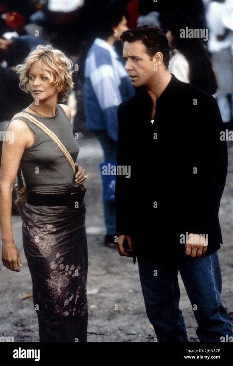 MEG RYAN, RUSSELL CROWE, PROOF OF LIFE, 2000 Stock Photo - Alamy