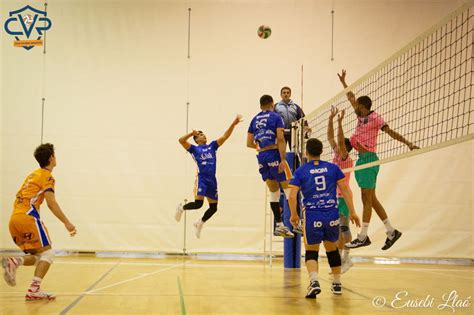 Notícia Club Voleibol Roquetes