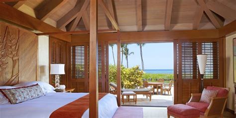 The Mauna Lani Bay Hotel & Bungalows in Kohala Coast, Island Of Hawaii ...