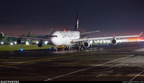 D AIGW Airbus A340 313X Lufthansa Alfredo La Red JetPhotos