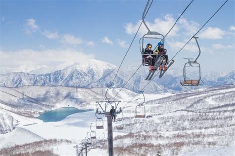 Top Ski Resorts Near Tokyo Best Spots Less Than Hours Away From